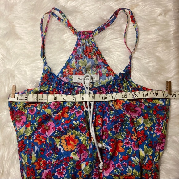 Abercrombie & Fitch size S, floral print, multi color, short romper, no damages - Picture 6 of 9